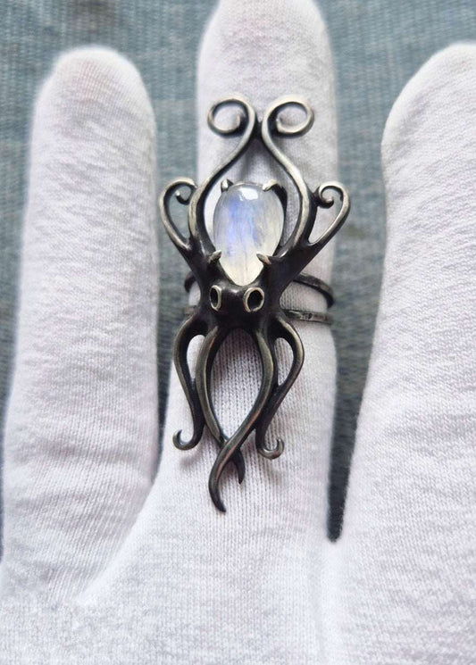 Octopus ring in sterling silver - rainbow moonstone - OOAK / Ready to ship