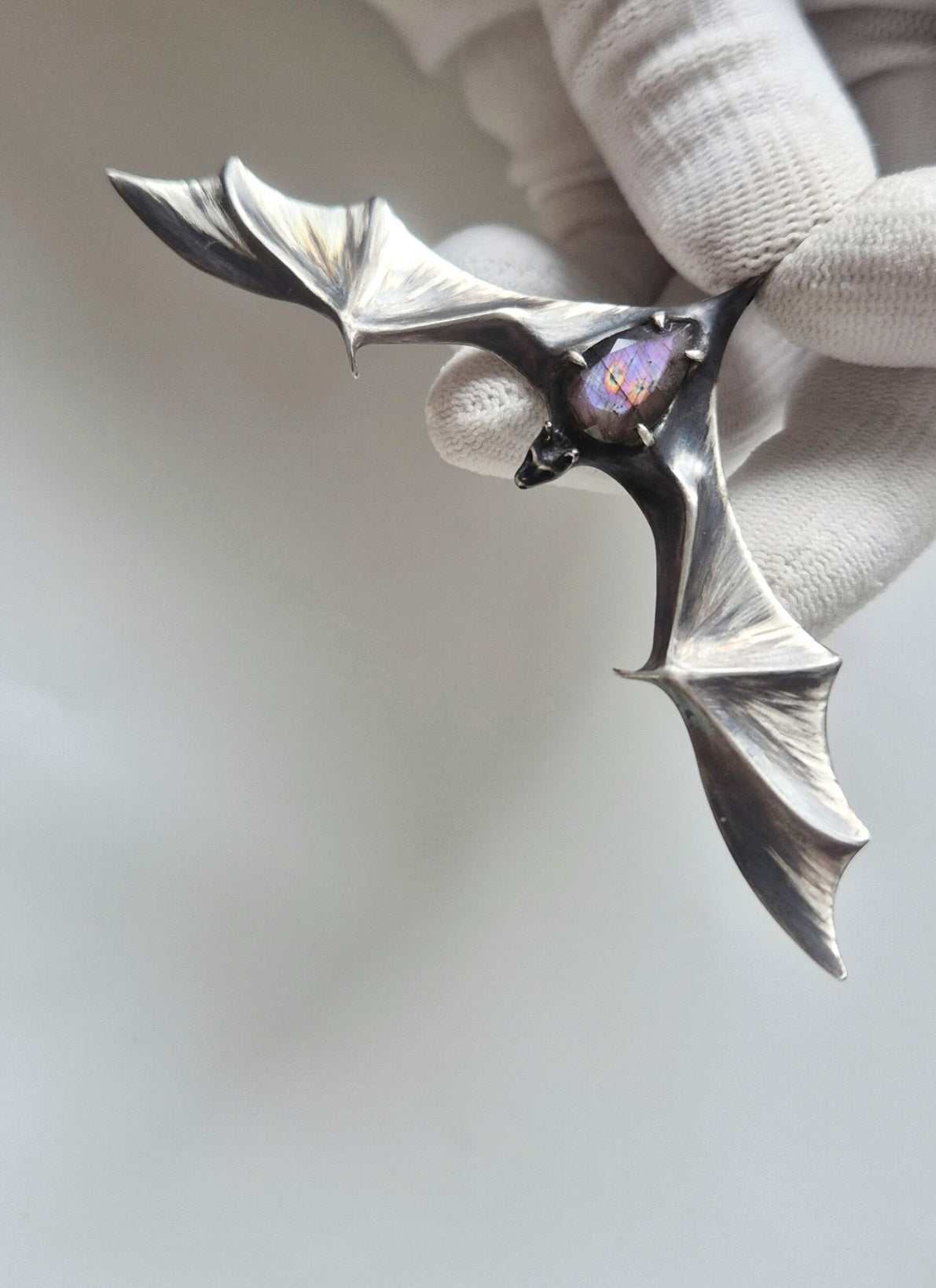 Bat necklace in sterling silver - Purple labradorite - One-of-a-kind / Ready to ship piece