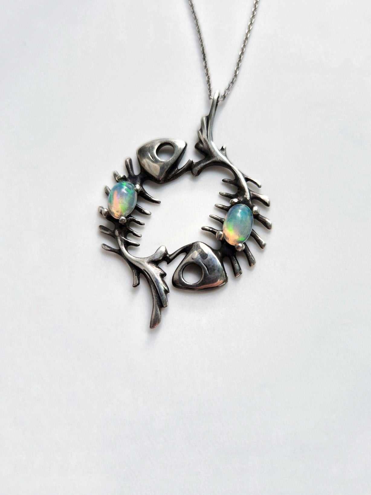 Fish necklace - Fish skeletons circle - The Balance - Silver symbolic jewelry