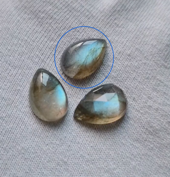Moth necklace in sterling silver – Silvery Labradorite - Custom crafted
