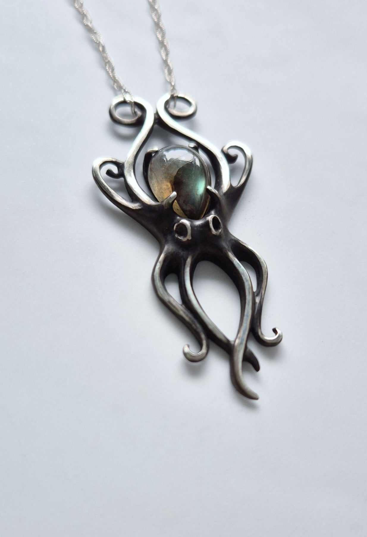Octopus necklace with Labradorite • Golden green flash
