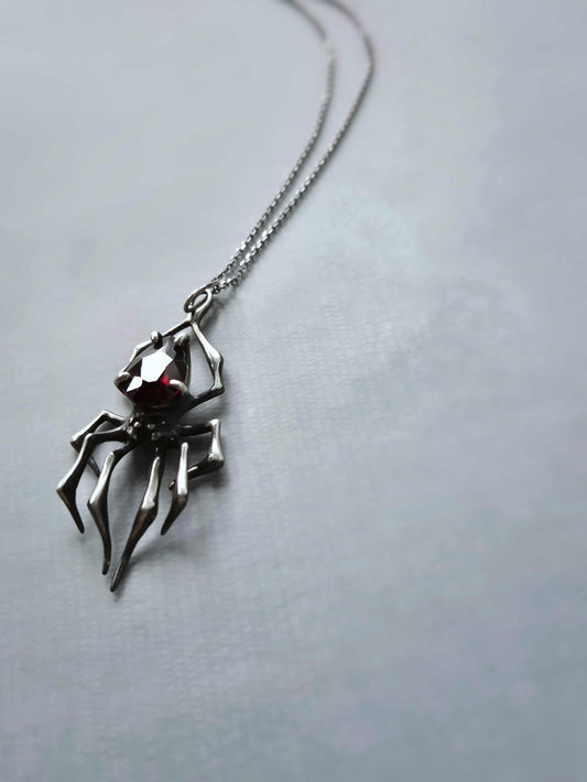 Collier araignée - Gemme grenat - Bijoux en argent faits main