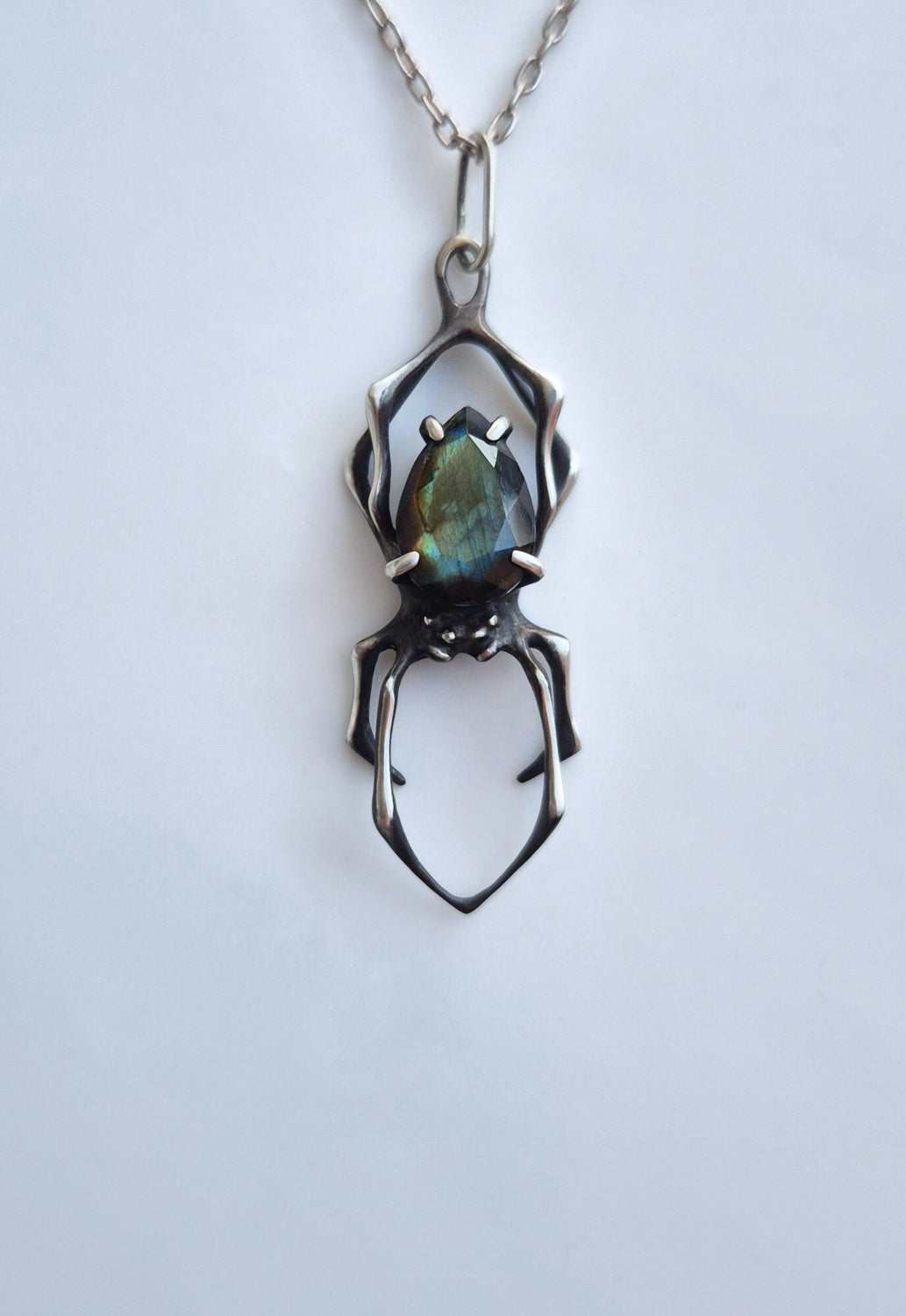 Spider necklace in sterling silver - Blue/golden labradorite - OOAK / Ready to ship