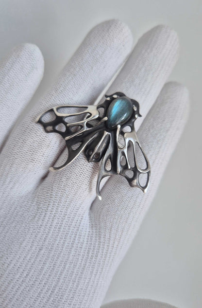 Moth ring in sterling silver -  Labradorite