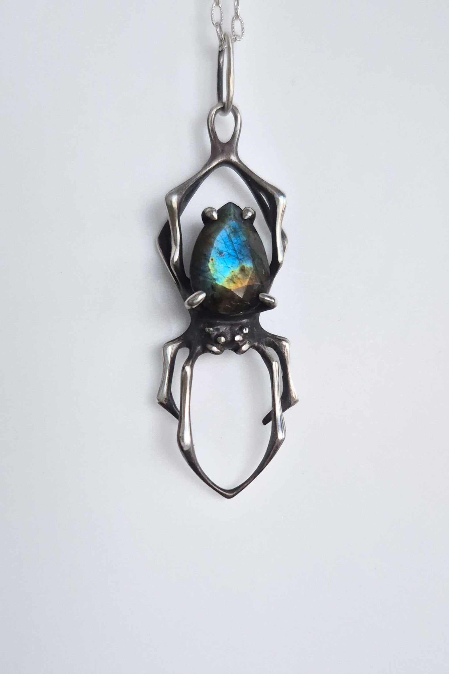 Spider necklace with Blue labradorite