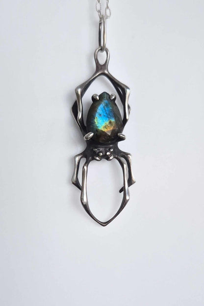 Spider necklace with Blue labradorite