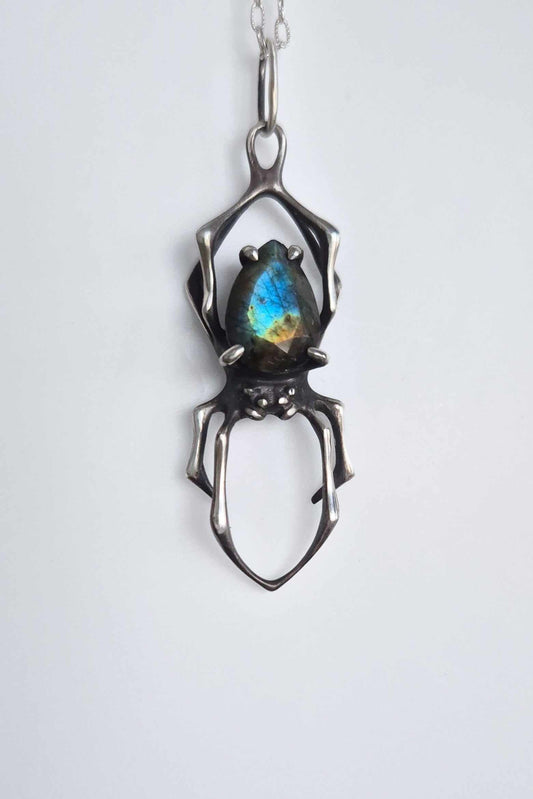 Spider necklace with Blue labradorite