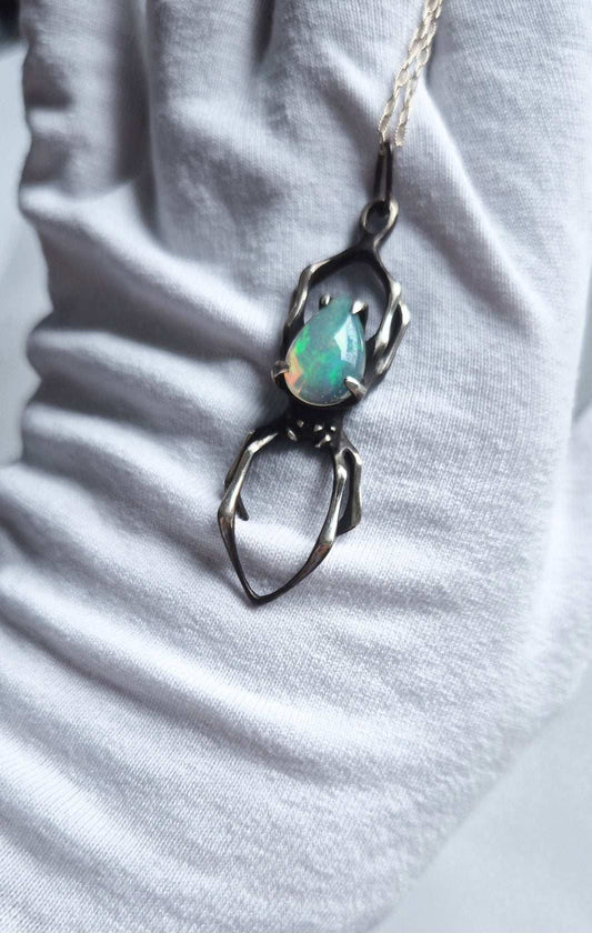 Spider necklace in sterling silver - Opal - OOAK / Ready to ship