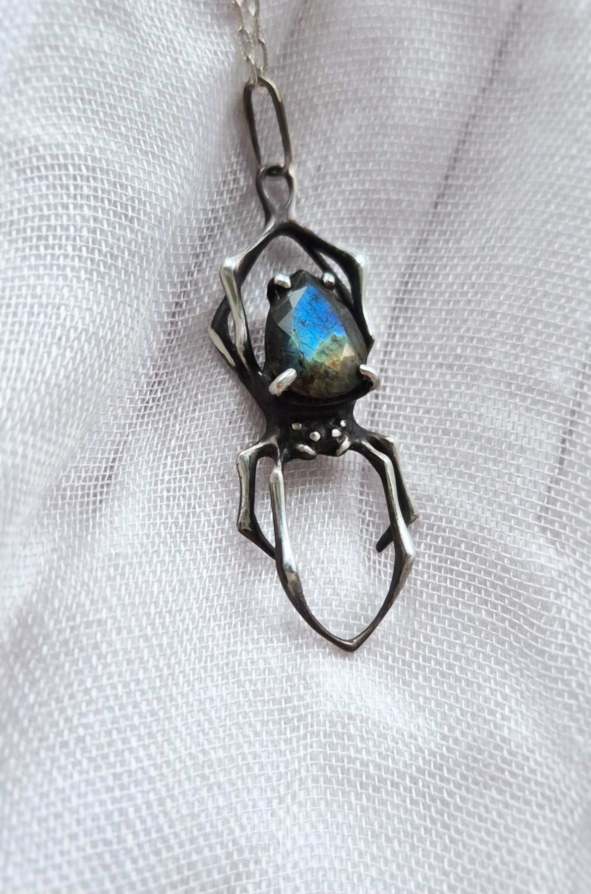 Spider necklace with Blue labradorite