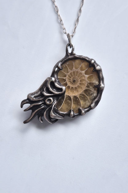 Nautilus necklace - Ammonite fossil