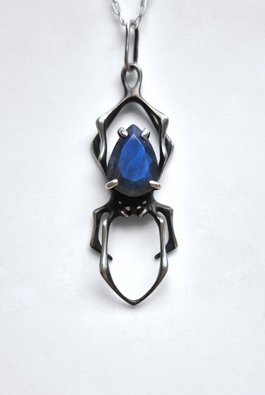 Spider necklace with Blue labradorite