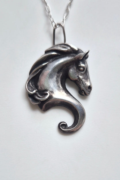 Equine pendant