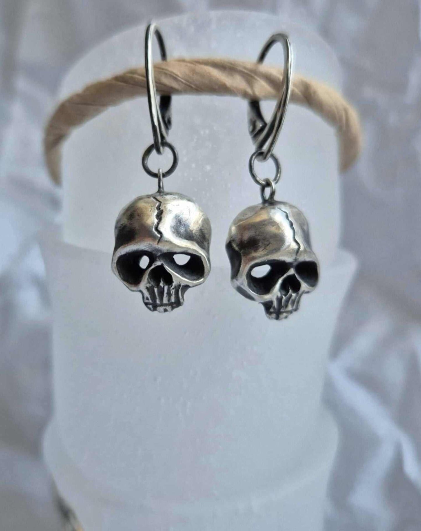 Skull earrings in sterling silver