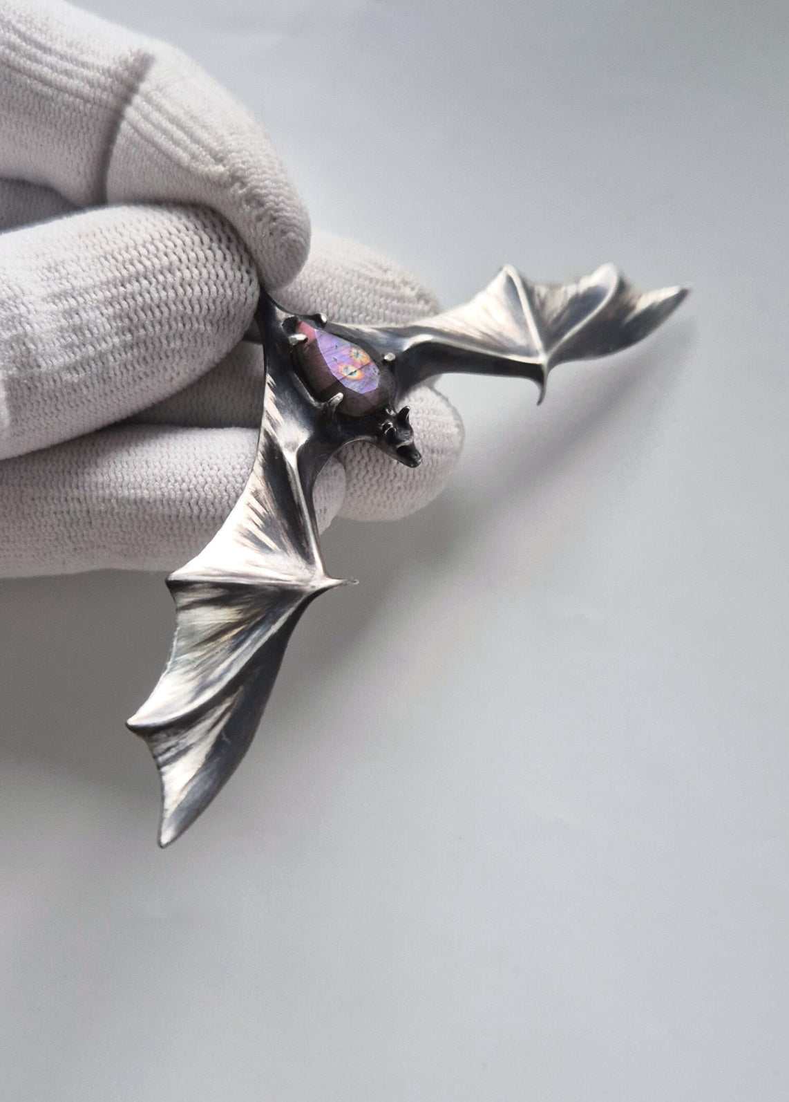 Bat necklace in sterling silver - Purple labradorite - One-of-a-kind / Ready to ship piece
