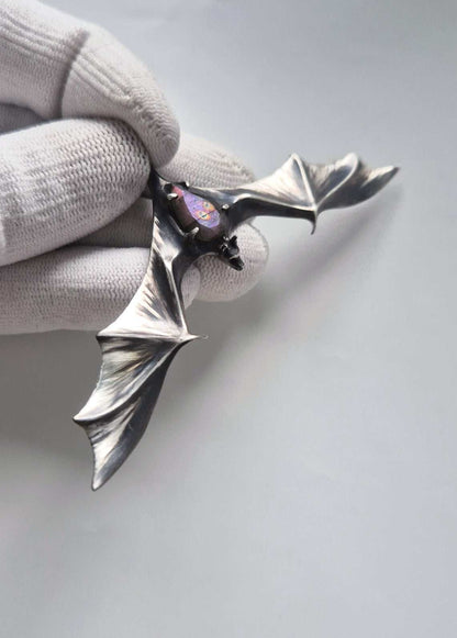 Bat necklace in sterling silver - Purple labradorite - One-of-a-kind / Ready to ship piece