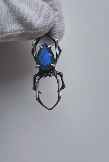 Spider necklace with Blue labradorite