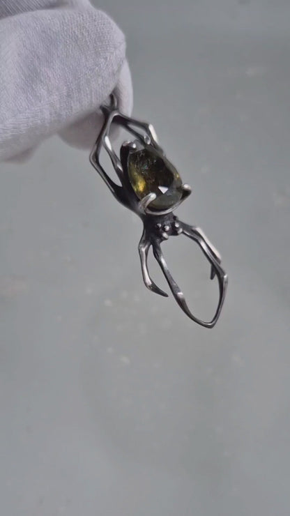 Spider Necklace in Sterling silver – Tourmaline gem