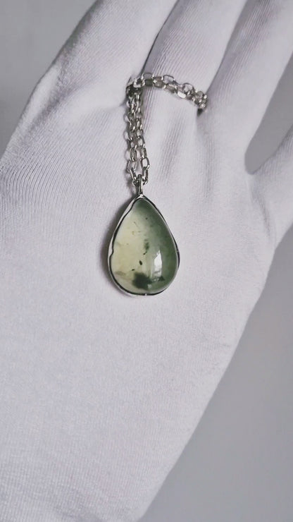 Prehnite necklace 'Lake Ice' in Sterling silver - One-of-a-kind / Ready to ship