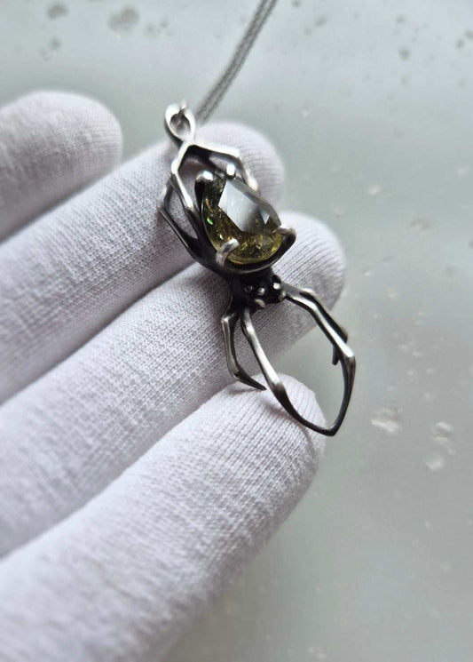 Spider Necklace in Sterling silver – Tourmaline gem