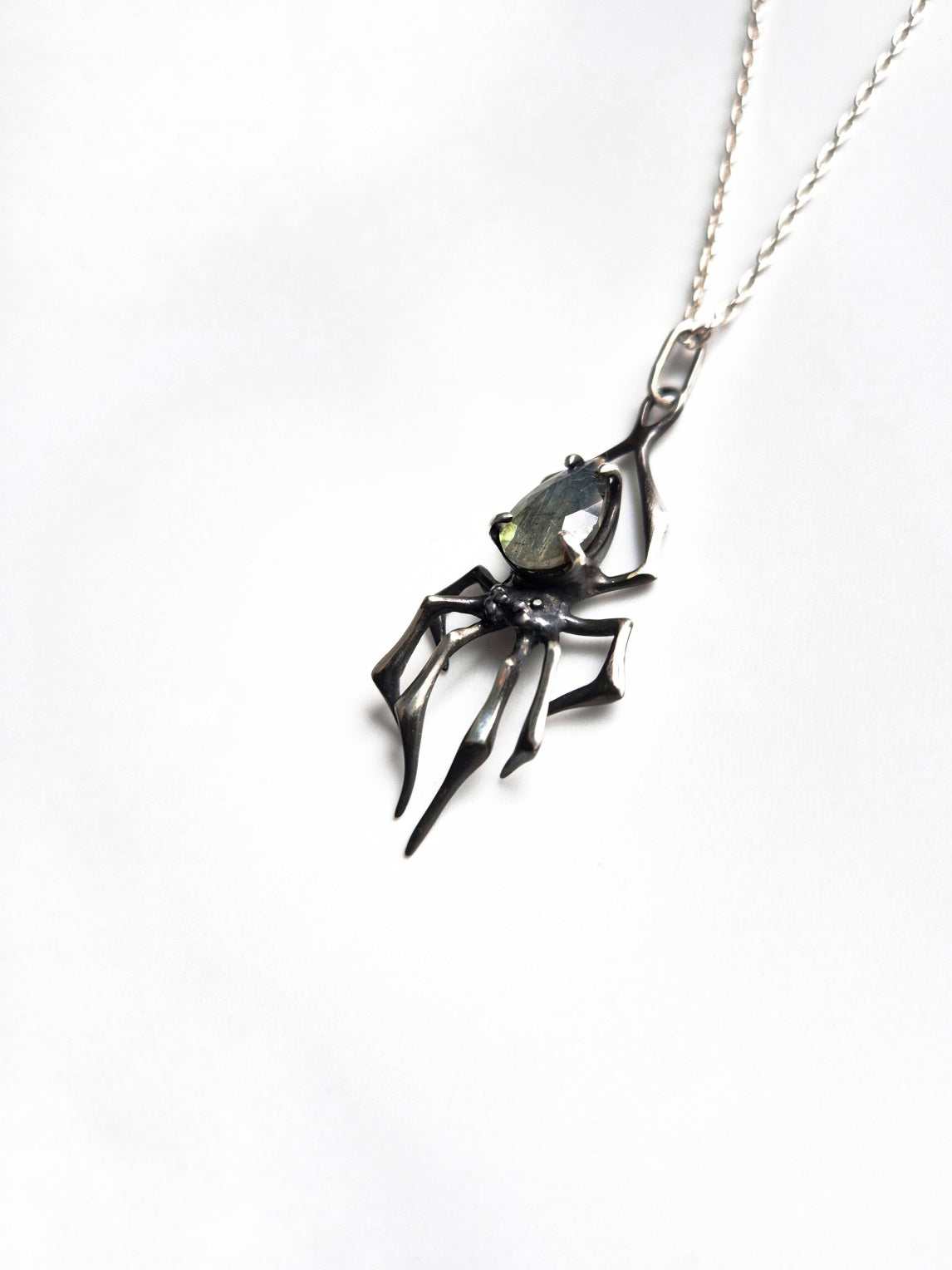 Spider necklace in Sterling silver - Golden labradorite gem - Custom crafted