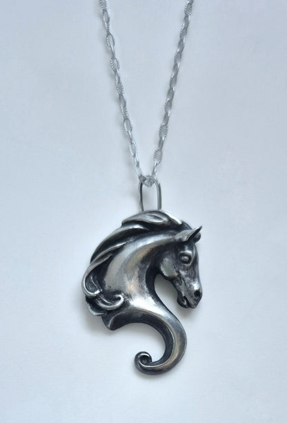 Equine pendant