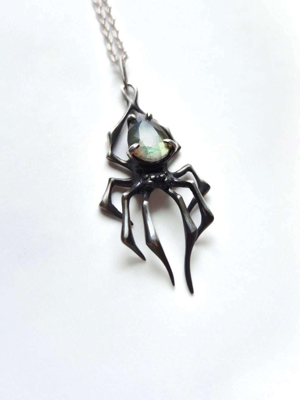 Spider necklace in Sterling silver - Golden labradorite gem - Custom crafted