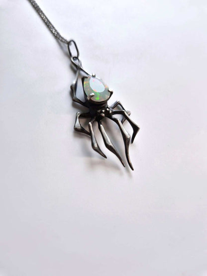 Spider necklace in Sterling silver - Natural Opal gem - One-of-a-kind / Ready to ship