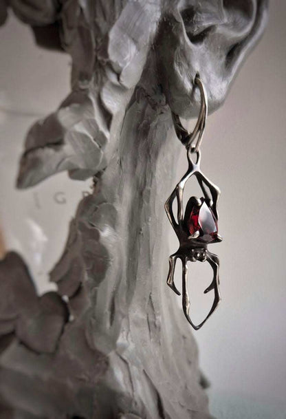 Silver Spider earrings – Natural Garnet gems - Handmade oxidized silver jewelry