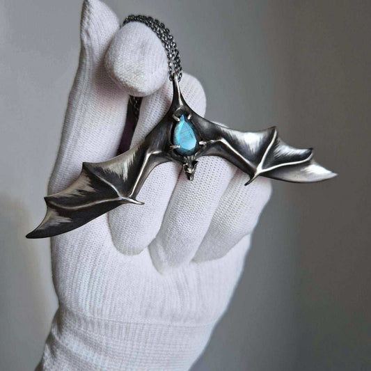 Bat necklace in Sterling silver with blue Labradorite gem
