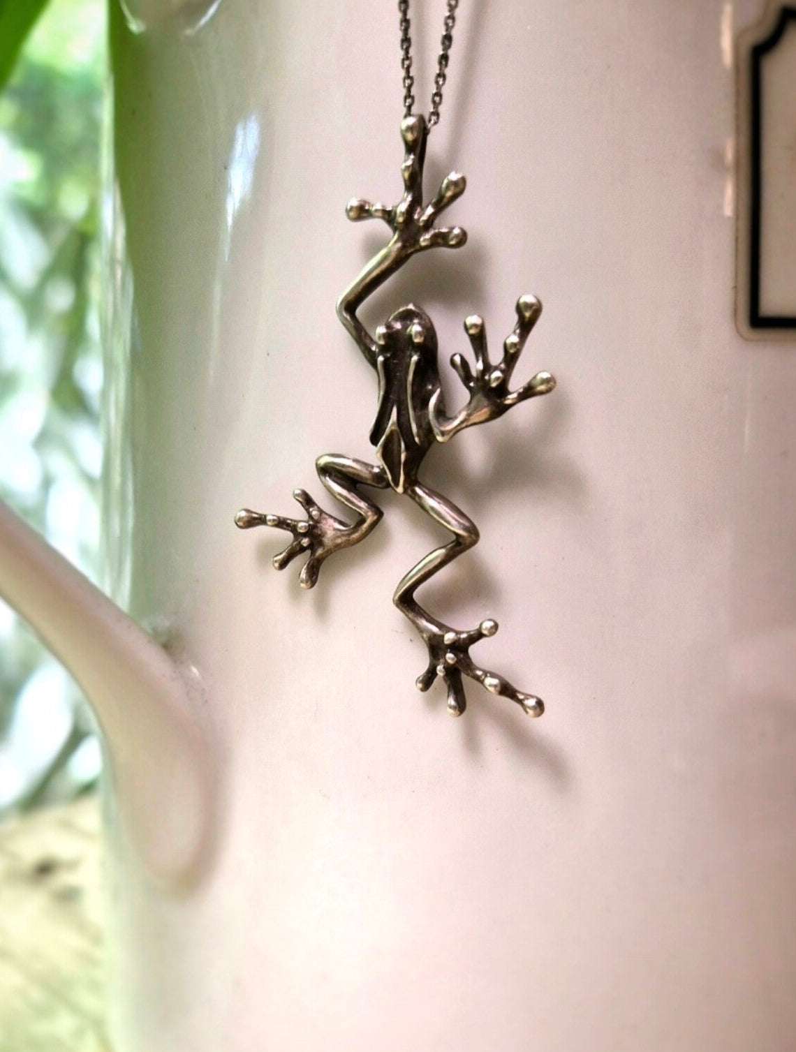 Frog necklace in sterling silver - Custom crafted jewelry