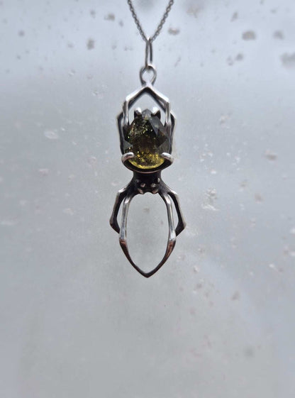 Spider Necklace in Sterling silver – Tourmaline gem