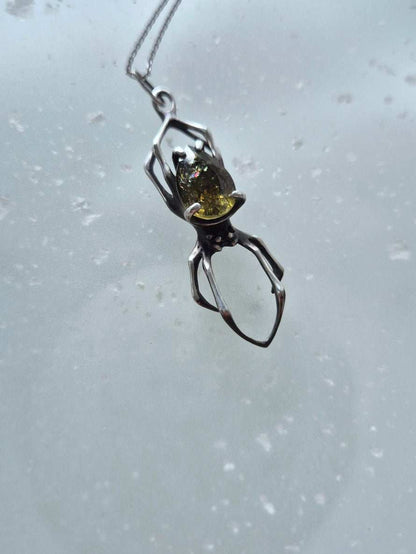 Spider Necklace in Sterling silver – Tourmaline gem