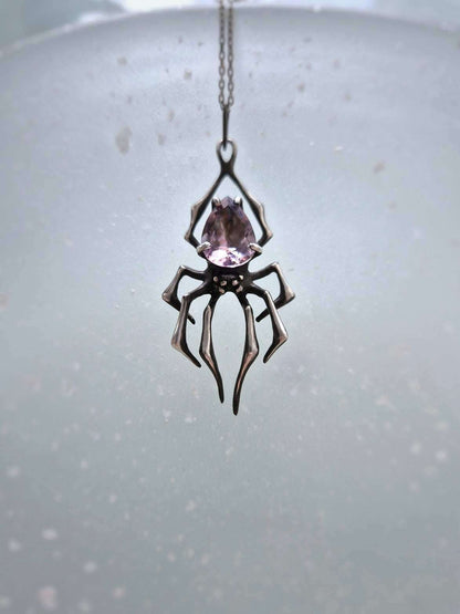 Spider necklace in sterling silver - Amethyst gem - Custom crafted