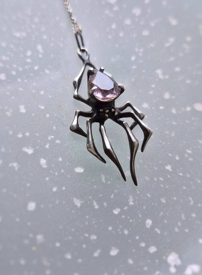 Spider necklace in sterling silver - Amethyst gem - Custom crafted