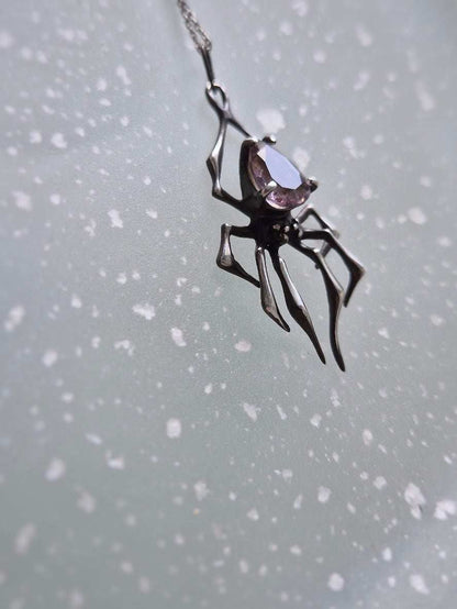 Spider necklace in sterling silver - Amethyst gem - Custom crafted